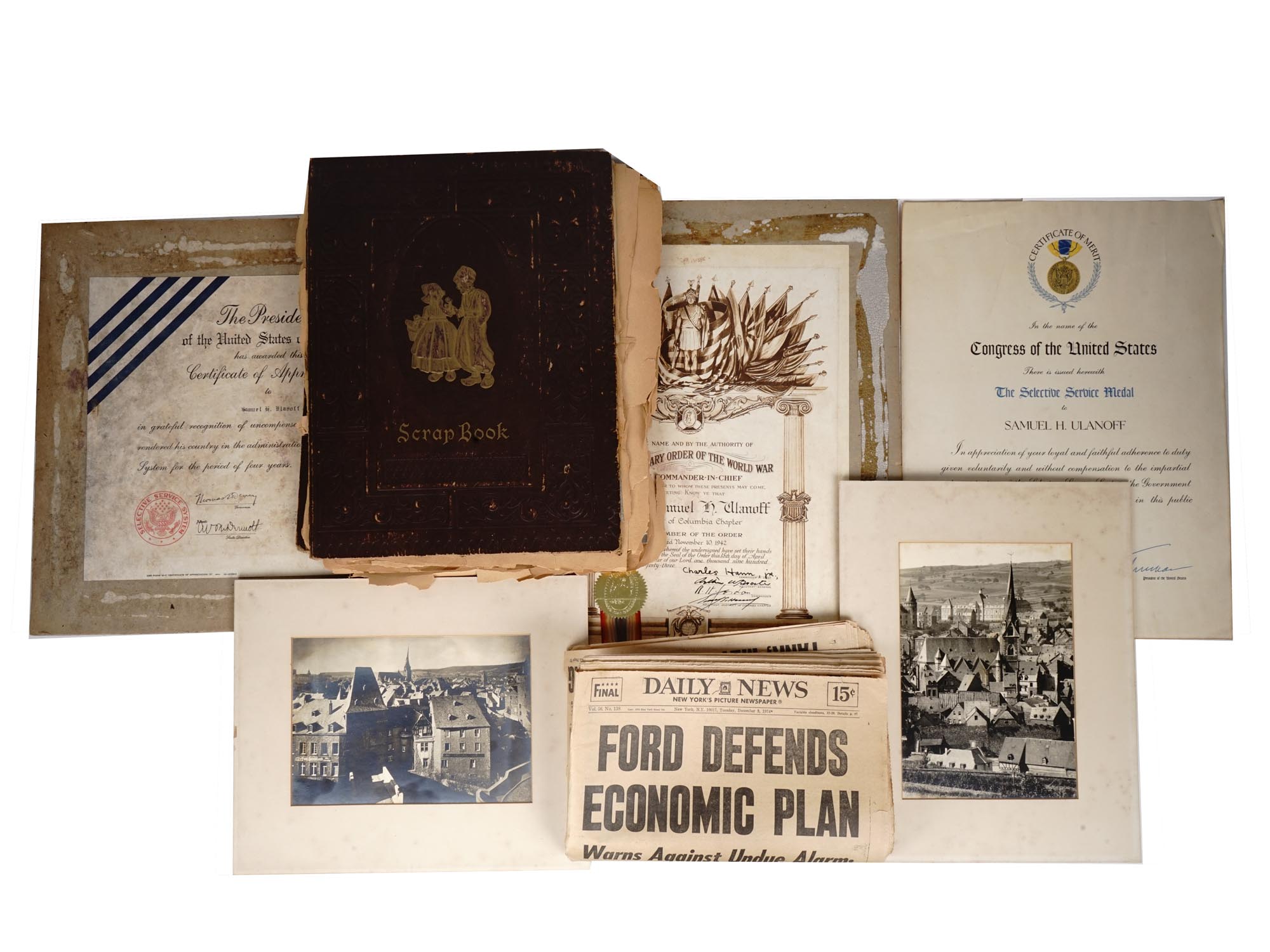 WWII SCRAPBOOK WITH PERSONAL DOCUMENTS AND PHOTOS PIC-0